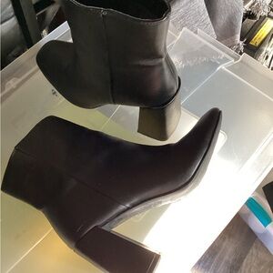 Dolce vita black boots